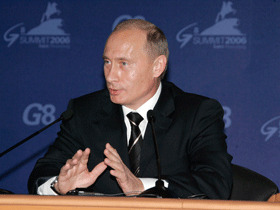 Путин . Фото с сайта www.rusg8.ru