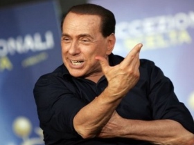 Сильвио Берлускони. Фото с сайта dailylife.com