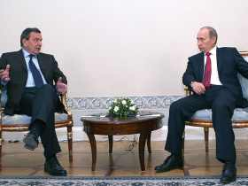 Герхард Шредер и Владимир Путин. Фото с сайта promvest.info