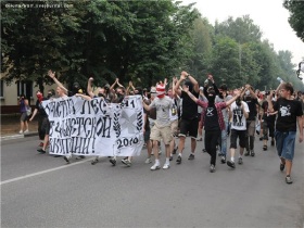 Шествие антафашистов и анархистов в Химках. Фото Вероники Максимюк www.iluna-wolf.livejournal.com
