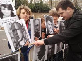 Акция в поддержку российских политзаключенных в Лондоне. Фото: Евгений Легедин