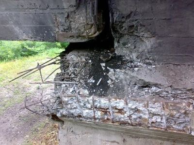 Подрыв моста в Донбассе. Фото: news.bcm.ru