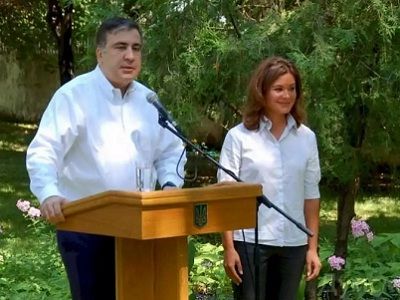 М.Саакашвили и М.Гайдар, Одесса, 17.7.15. Источник - http://timeua.info/