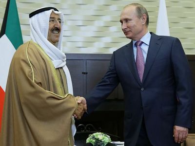 Путин с эмиром Кувейта Сабахом аль-Ахмедом ас-Сабахом в Сочи. Фото: Михаил Метцель/ТАСС