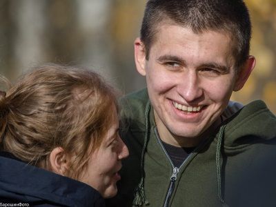 Алексей Полихович с женой Татьяной после освобождения. Фото: Александр Барошин
