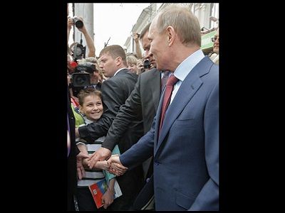 Путин, школьник и охранник, май 2012 г. Источник - censor.net.ua