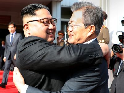 Встреча Ким Чен Ына и президента Южной Кореи Мун Чжэ Ина, 26.5.18. Фото: Reuters