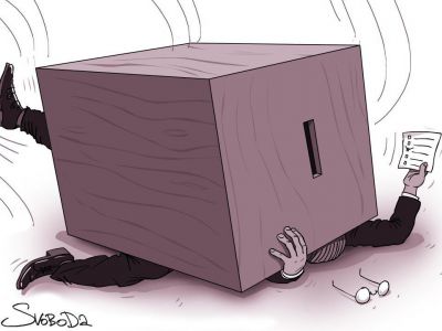 Попал под выборы. Карикатура: С. Елкин, svoboda.org
