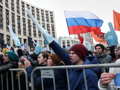 Участники митинга против изоляции российского интернета в Москве в марте 2019. Фото: Андрей Любимов / РБК