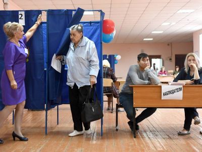 Избирательный участок. Фото: Кирилл Кухмарь/ТАСС