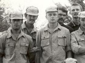 Третий слева - Александр Потеев. Кабул, 1979 г. Фото с сайта belsmi.ru