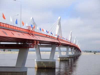 Первый автомобильный мост между Россией и Китаем. Фото: ресс-служба Правительства Амурской области